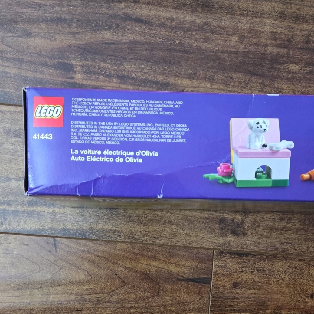 LEGO Friends Eco Car and Wind Turbine Set - Picture 2 of 3